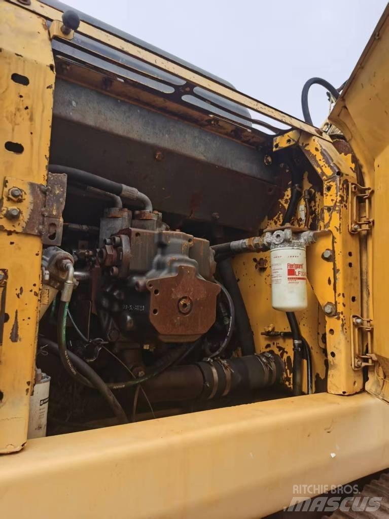 Komatsu PC 220-7 Escavadoras de rastos