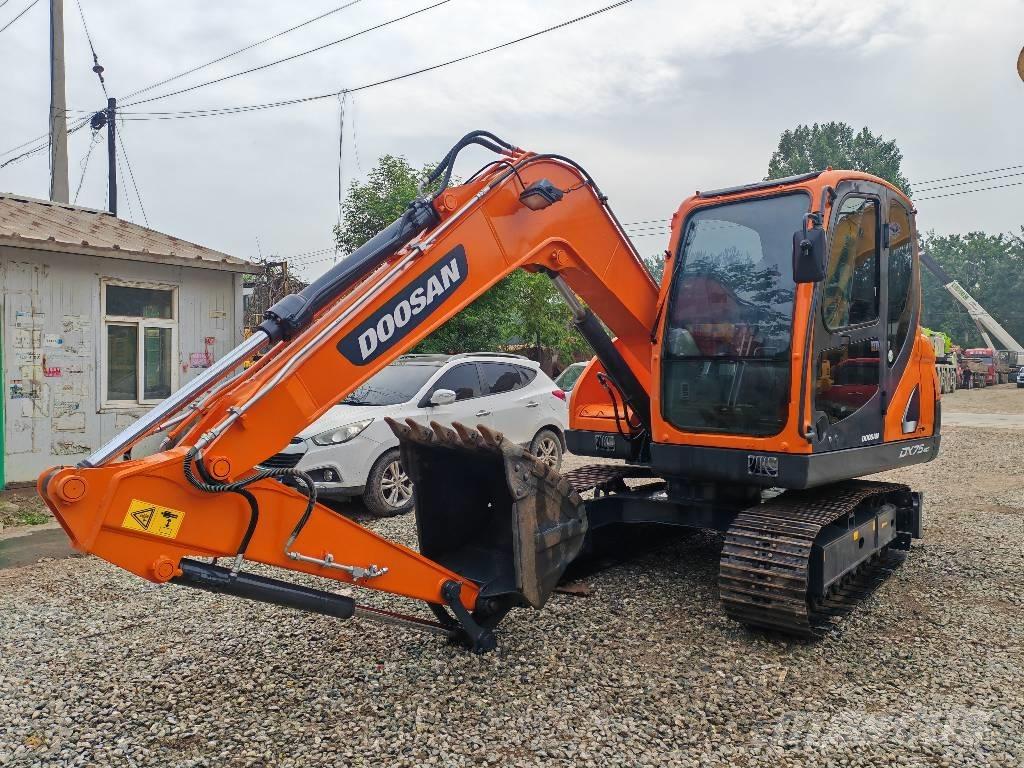 Doosan DX 75-9 C Mini Escavadoras <7t