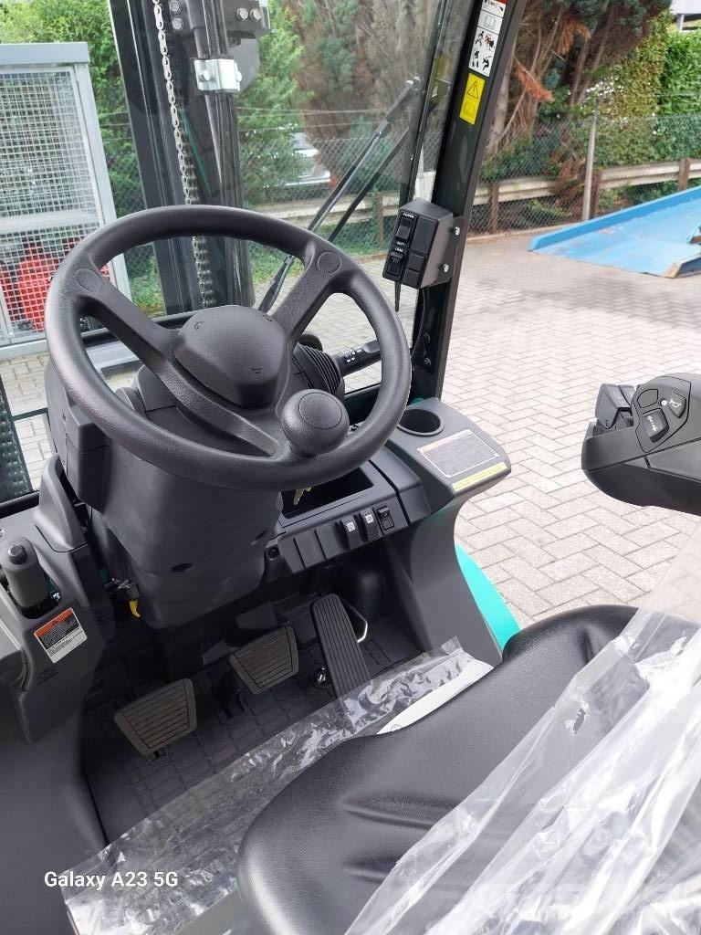Mitsubishi FG 25 N Empilhadores a gás
