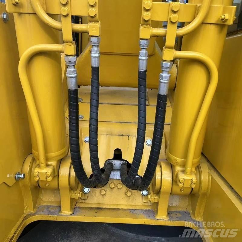 Komatsu PC 138 Escavadoras de rastos