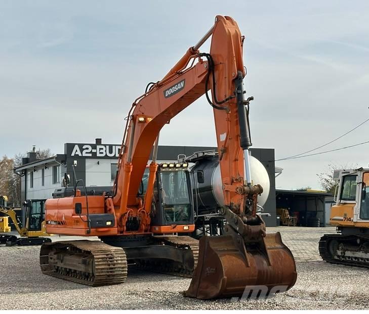 Doosan DX 300 LC-3 Escavadoras de rastos