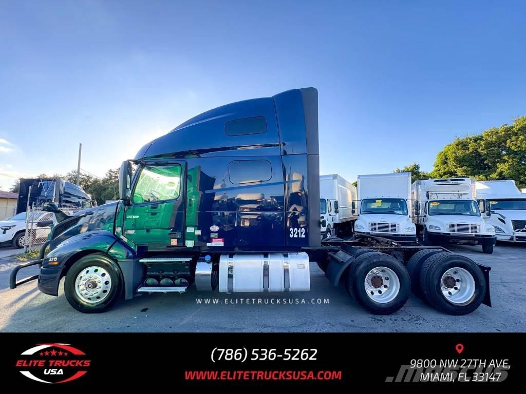 Volvo Commercial VNL Tractores (camiões)