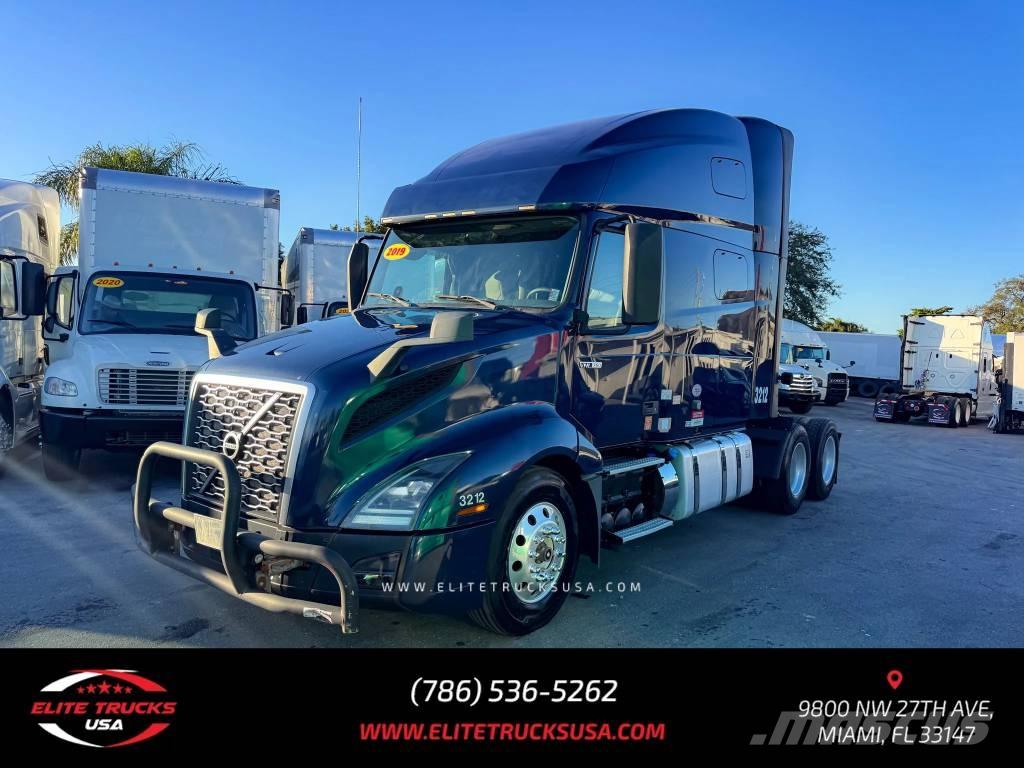 Volvo Commercial VNL Tractores (camiões)