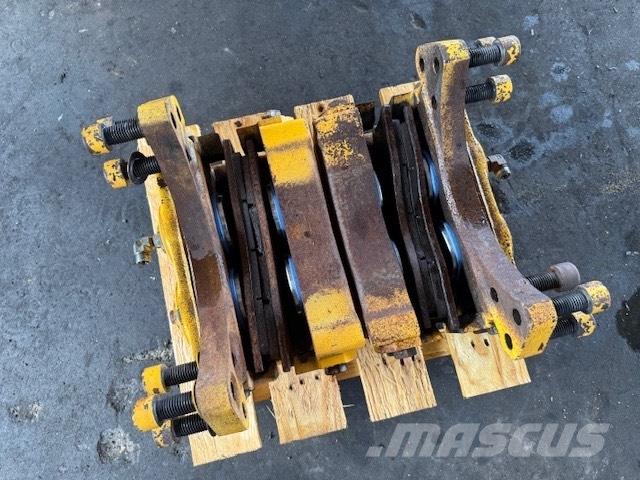 Volvo A 25 D ZACISK Travőes