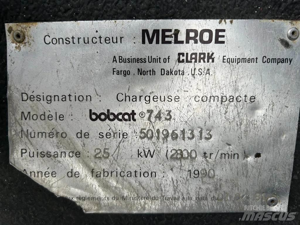 Bobcat 743 Carregadoras de direcção deslizante