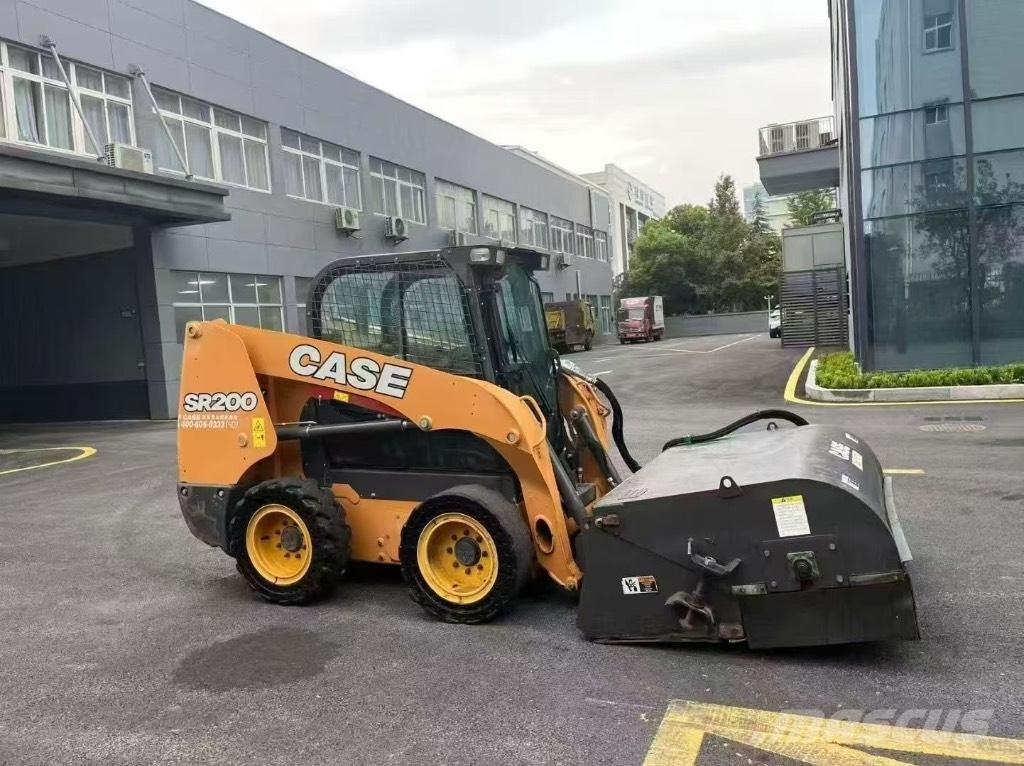 CASE SR 200 Carregadoras de direcção deslizante