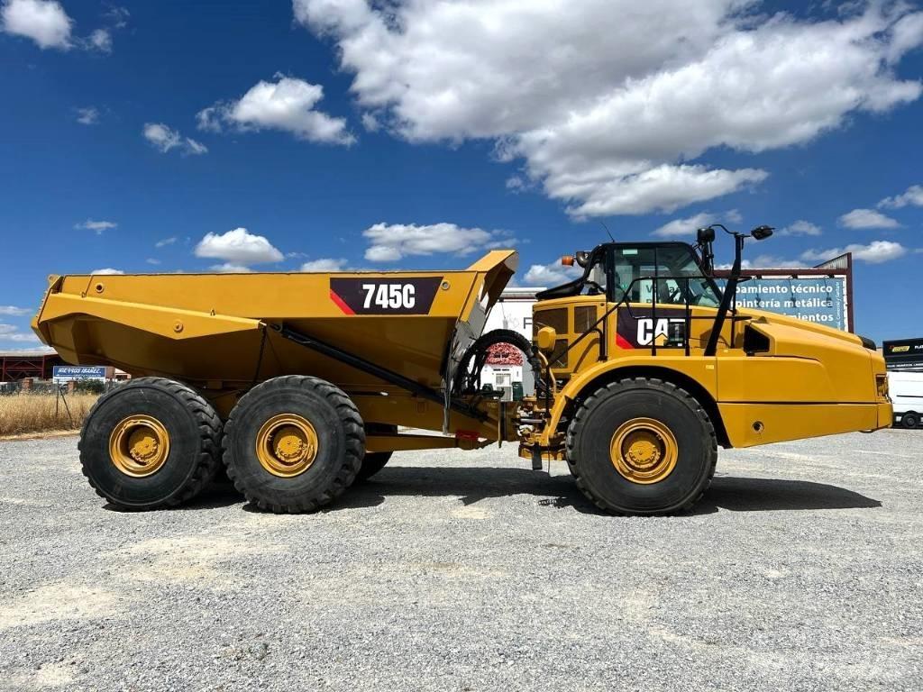 CAT 745 C Camiões articulados