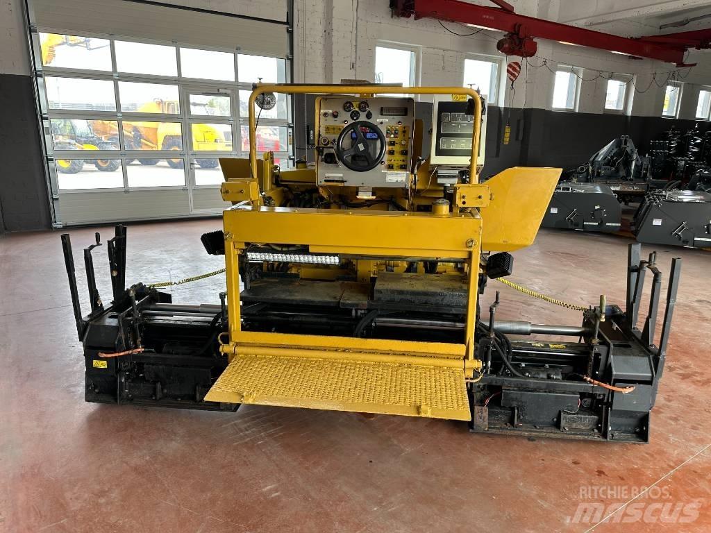 CAT AP 255 E Pavimentadoras de asfalto