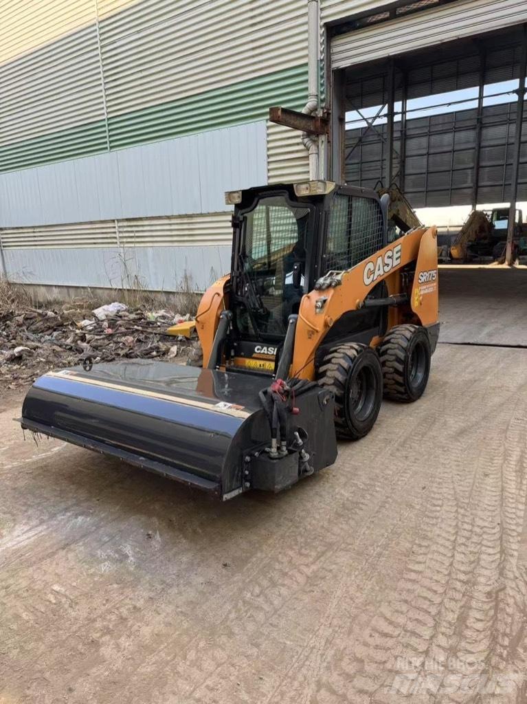 CASE SR 175 Carregadoras de direcção deslizante