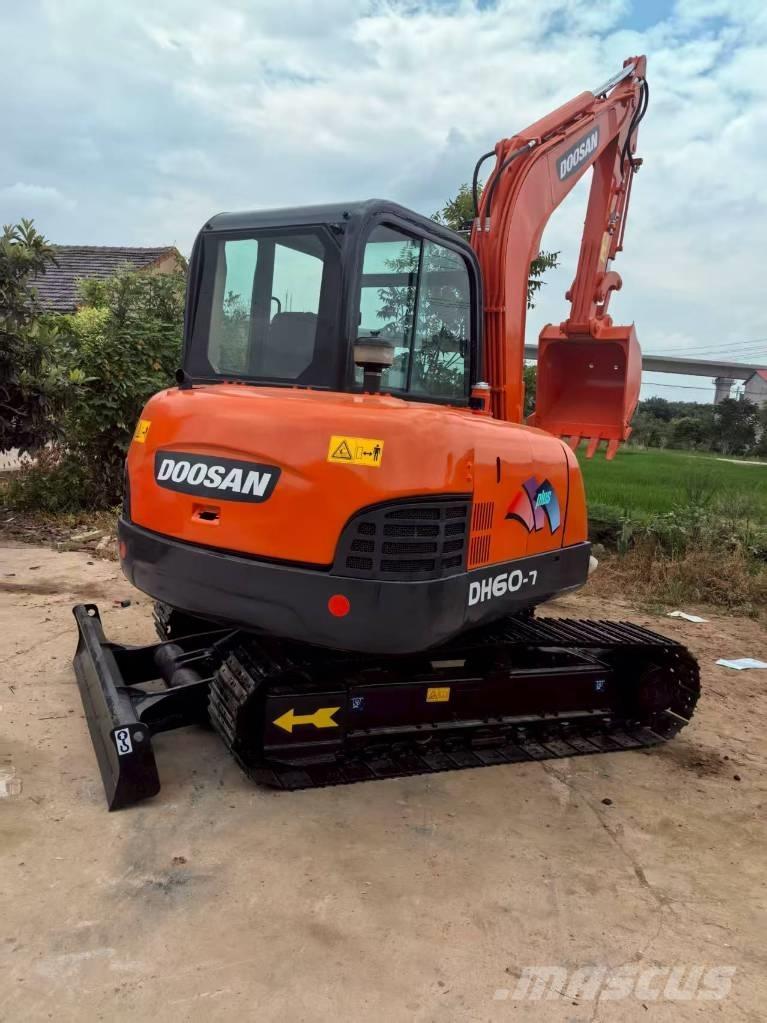 Doosan DH 60-7 Mini Escavadoras <7t