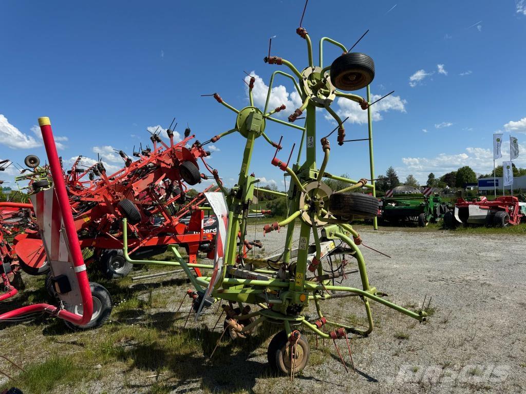 CLAAS VOLTO 670 Ancinho virador