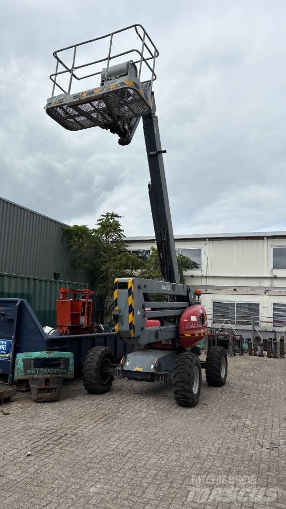Manitou 180 ATJ Elevadores braços articulados