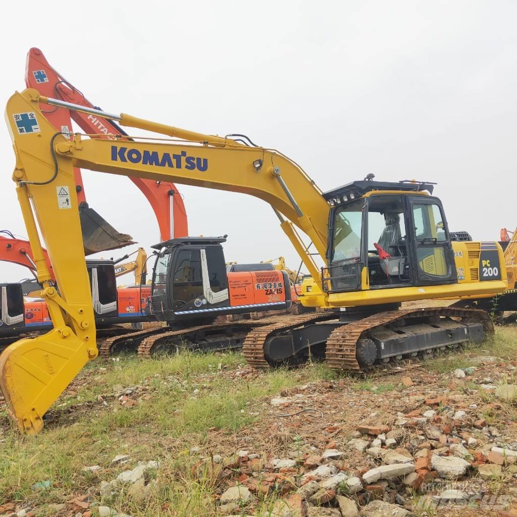 Komatsu PC200-8 Escavadoras de rastos
