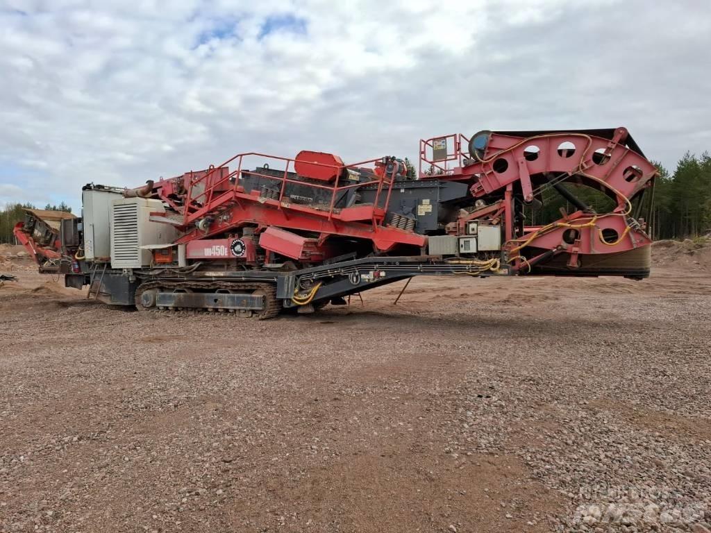 Sandvik UH 450 E Britadores móveis