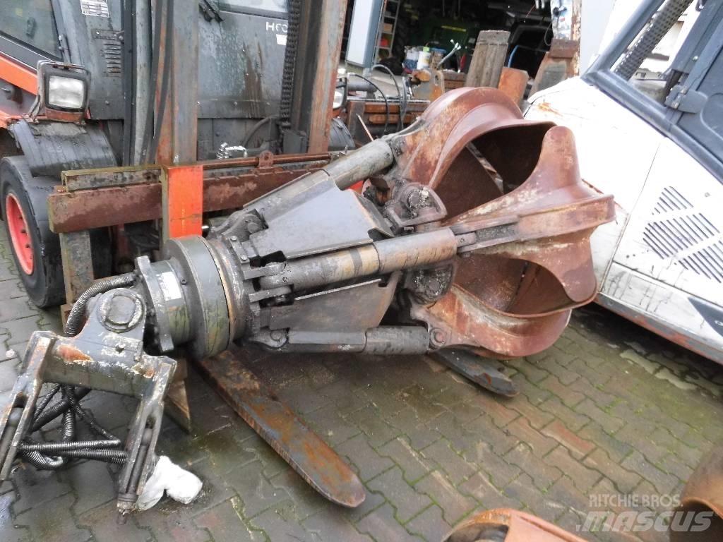 Fuchs MHL 320 Manipuladores de resíduos / indústria