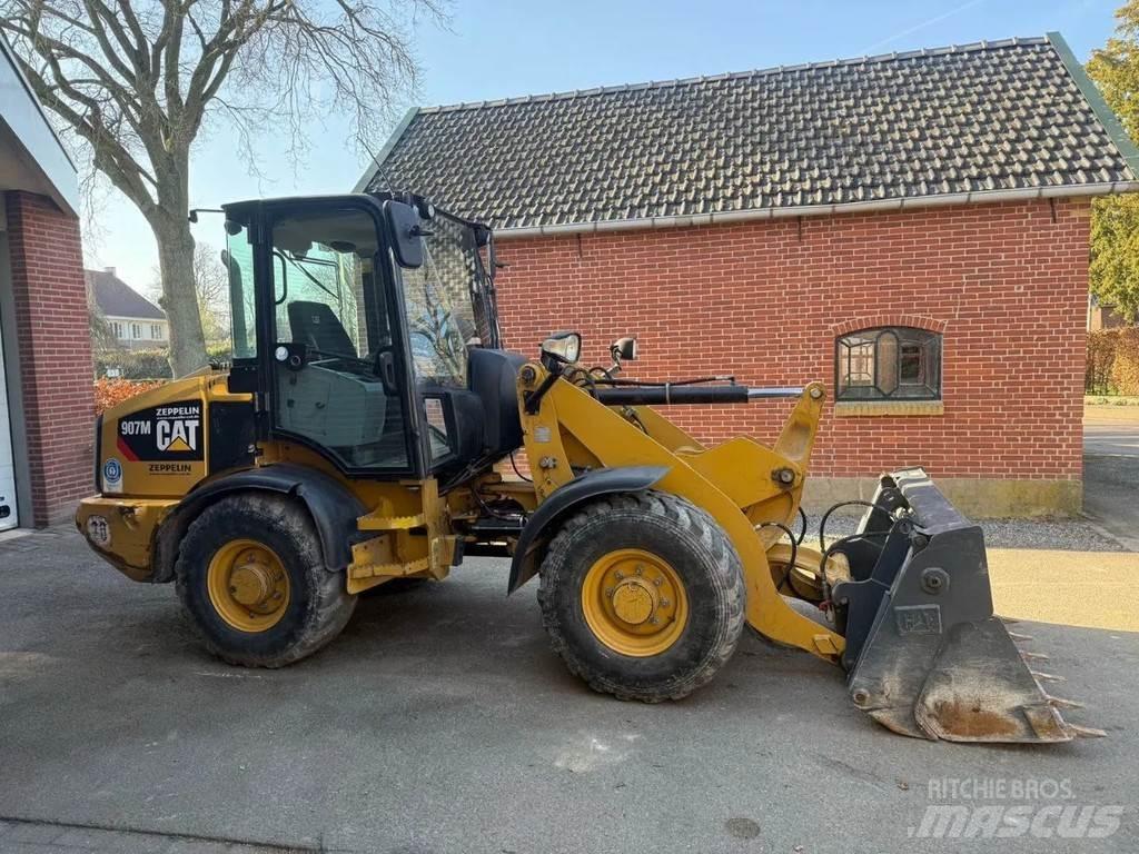 CAT 907M Pás carregadoras de rodas