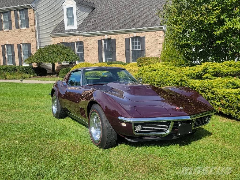 Chevrolet Corvette Carros Ligeiros