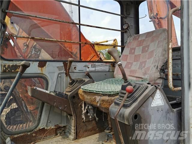 Hitachi EX200-1 Escavadoras de rastos