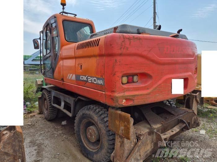 Doosan DX210WA Escavadoras de rodas