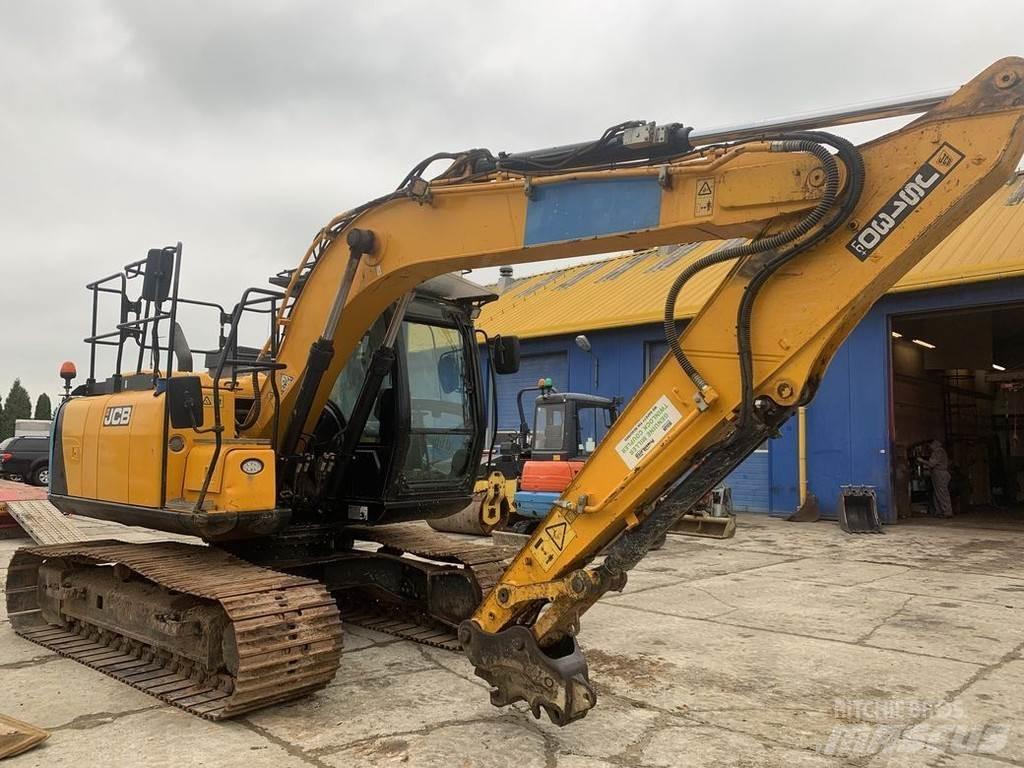JCB JS130 Escavadoras de rastos