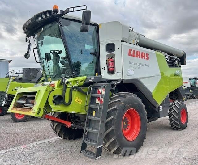CLAAS TRION 520 Ceifeiras debulhadoras
