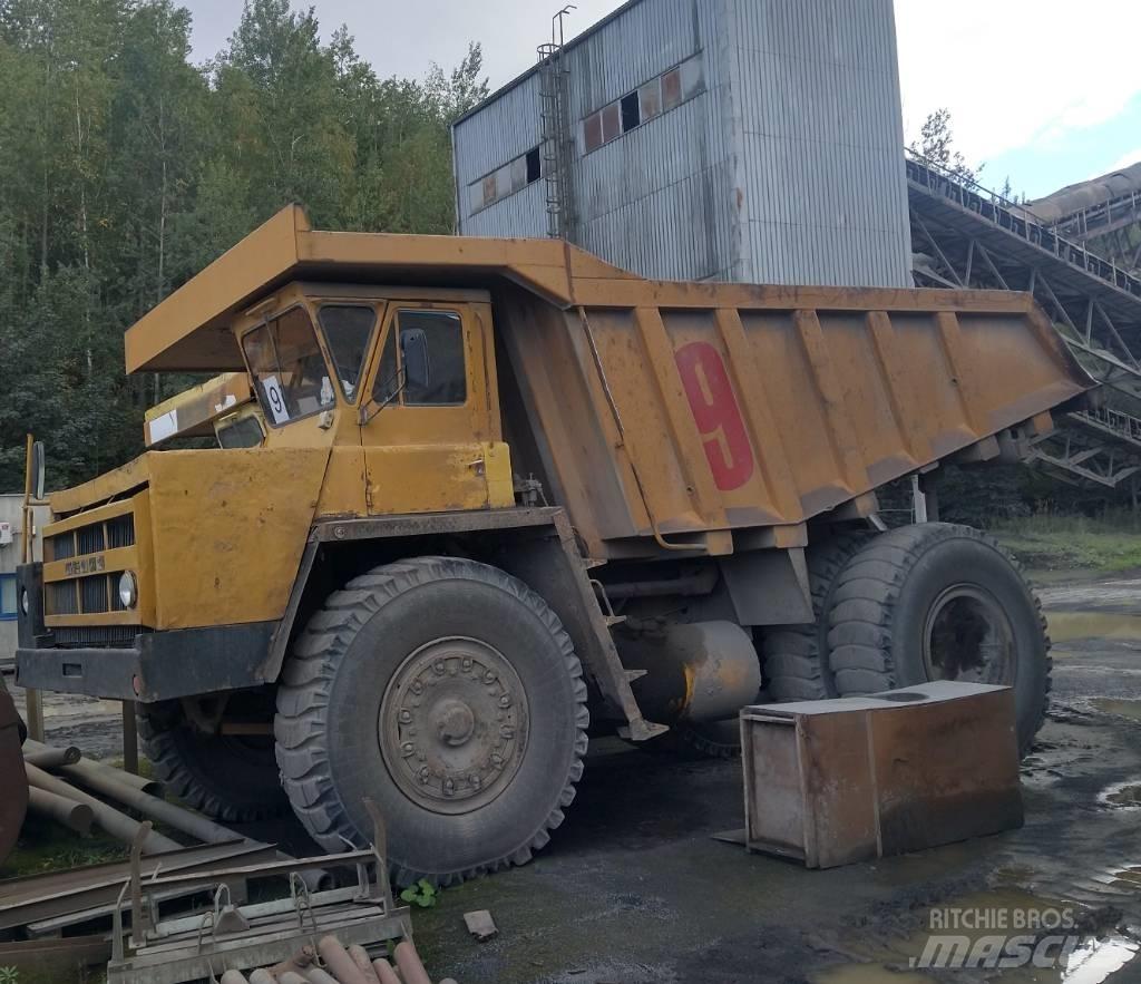 Belaz 7523 Camiőes dumper basculantes rígidos