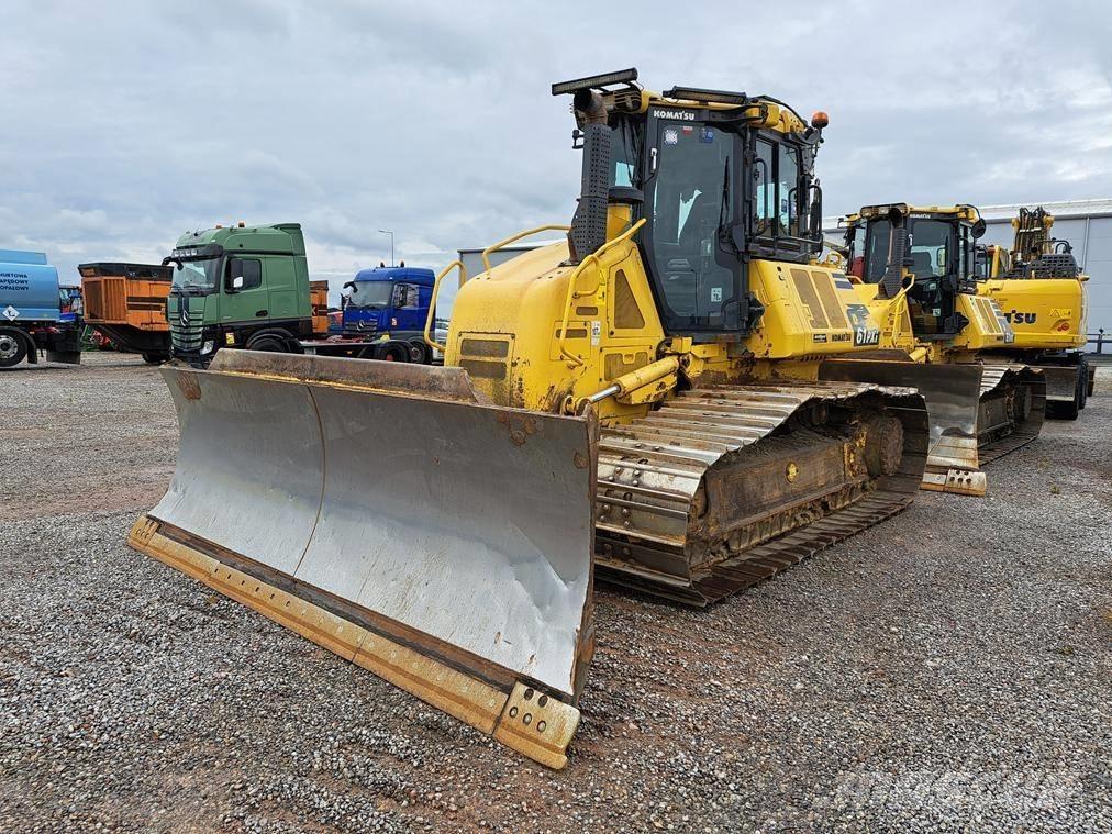 Komatsu D 61 PXi-24 Dozers - Tratores rastos