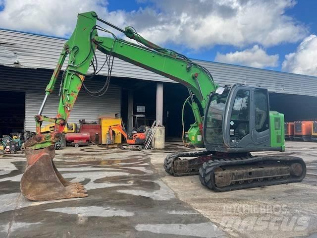 Hitachi ZX 135 Escavadoras de rastos