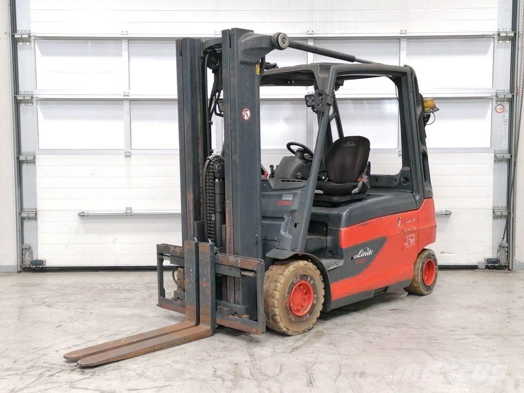 Linde E30L-01 Empilhadores eléctricos