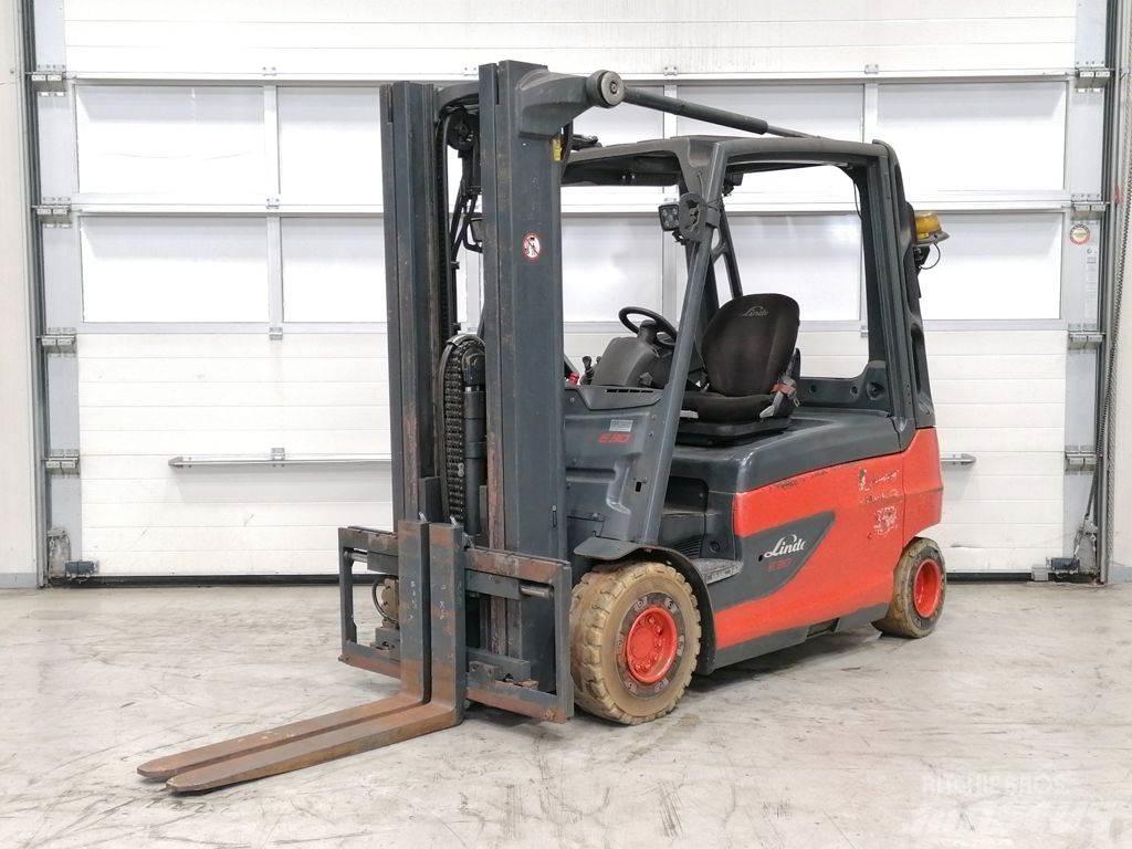 Linde E30L-01 Empilhadores eléctricos