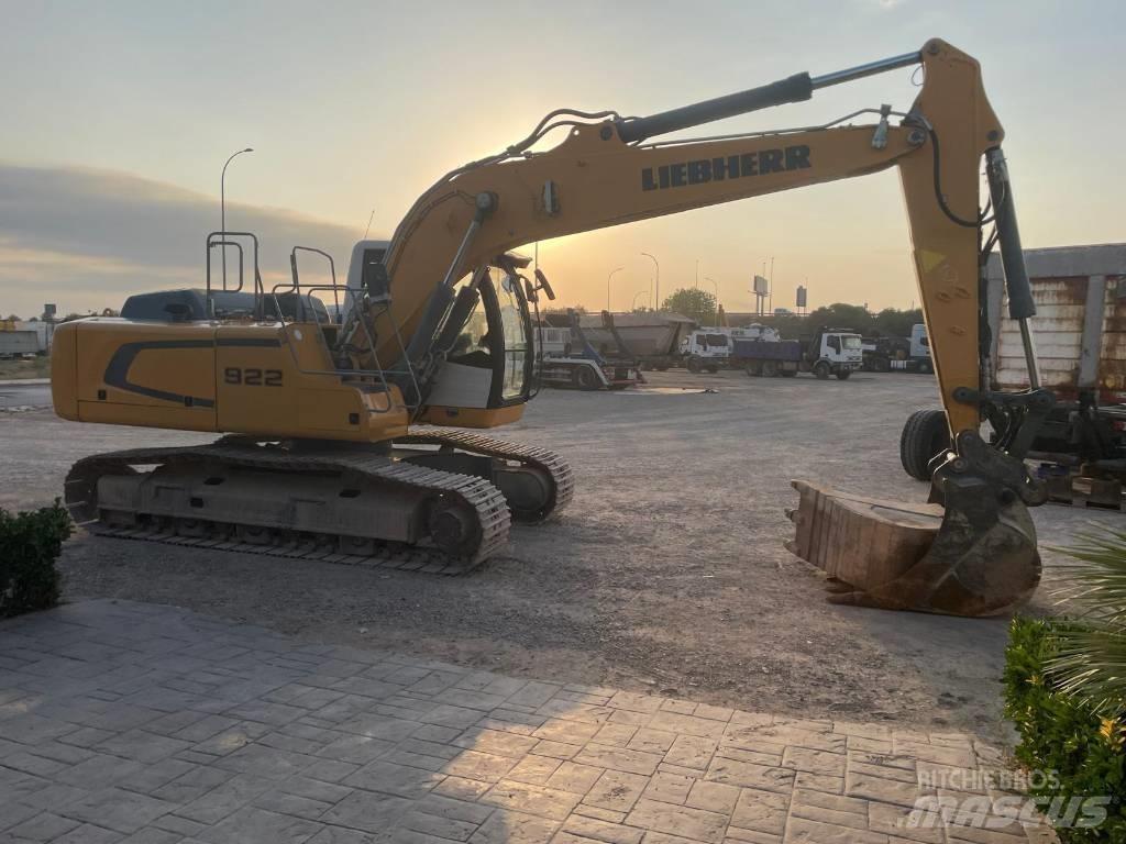 Liebherr R922 NLC Escavadoras de rastos