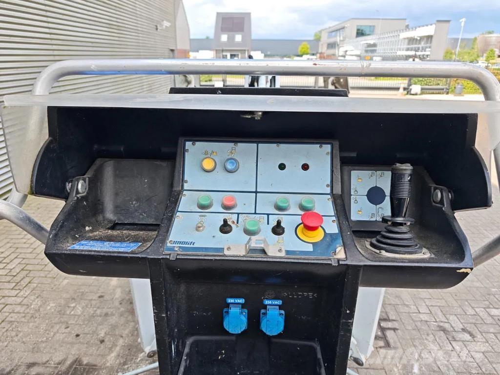 Dino 135T Plataformas aéreas montadas em atrelados