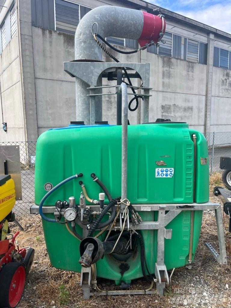 Caffini GEOMAIS 1000 Pulverizadores montados