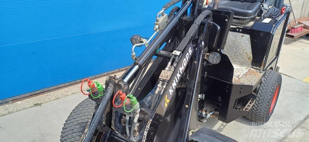 Knikmops KM 100 Pás carregadoras de rodas