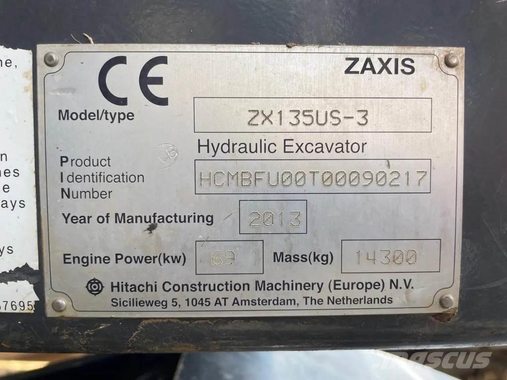 Hitachi ZX135US-3 Escavadoras de rastos