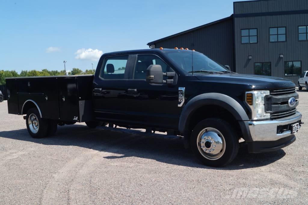 Ford F 550 XL SD Pick up de caixa aberta