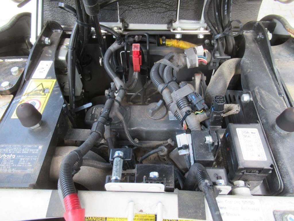 Takeuchi TB 210 R Mini Escavadoras <7t