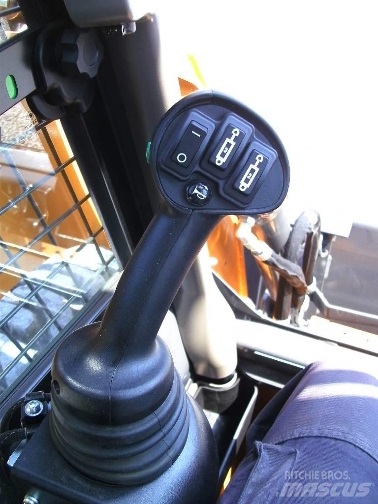 CASE SR175B Carregadoras de direcção deslizante