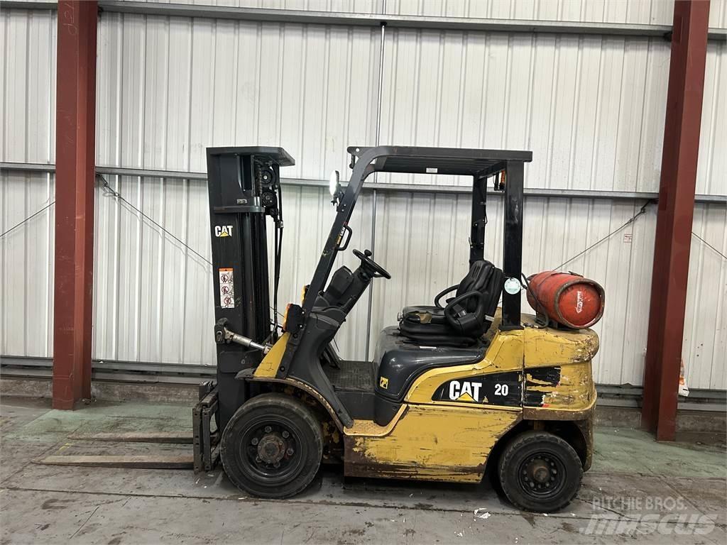 CAT GP25NT Empilhadores a gás