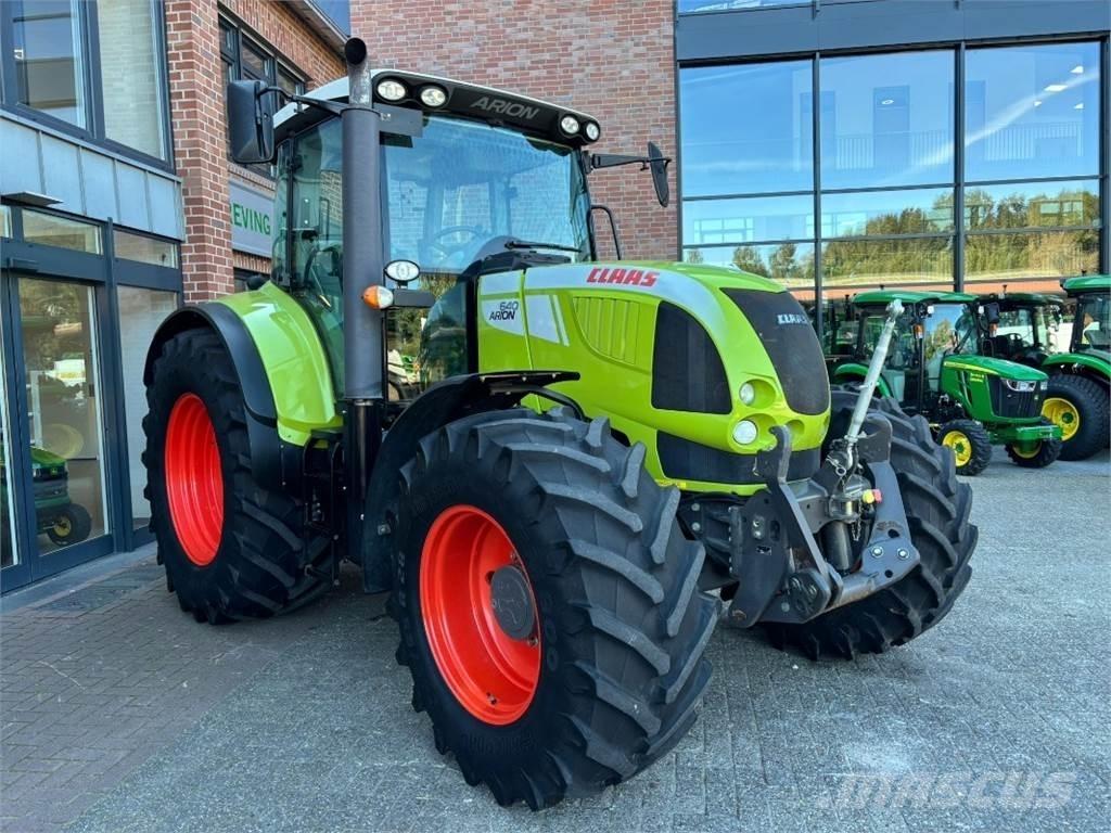 CLAAS Arion 640 Tratores Agrícolas usados