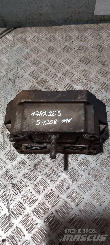 Scania 94 D.    1782203 Motores