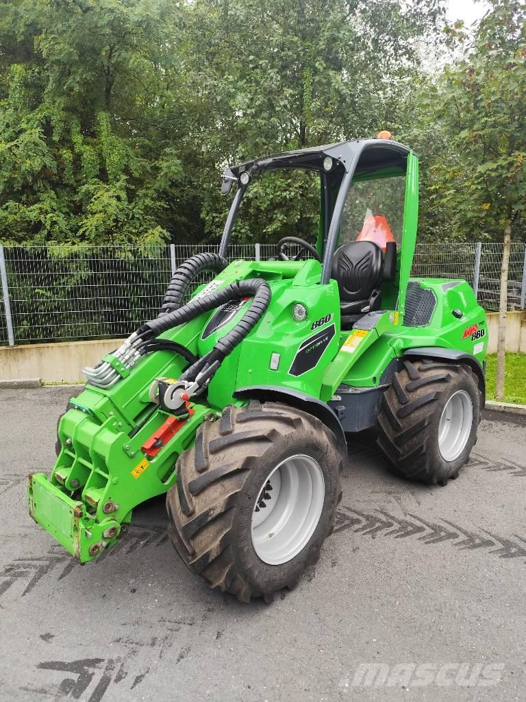 Avant 860 i Carregadora multifunções