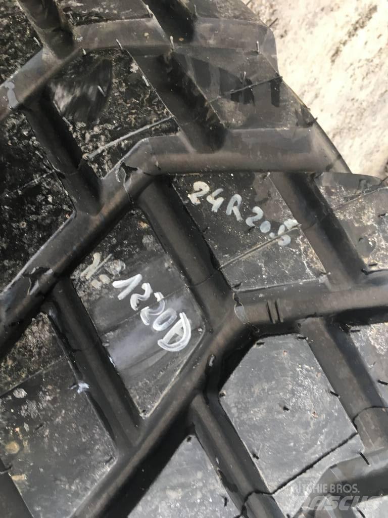  MAGNA TYRES 24R20.5 Pneus Agrícolas