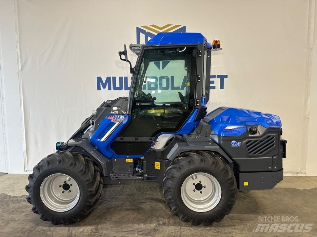 MultiOne 11.9 K Carregadora multifunções