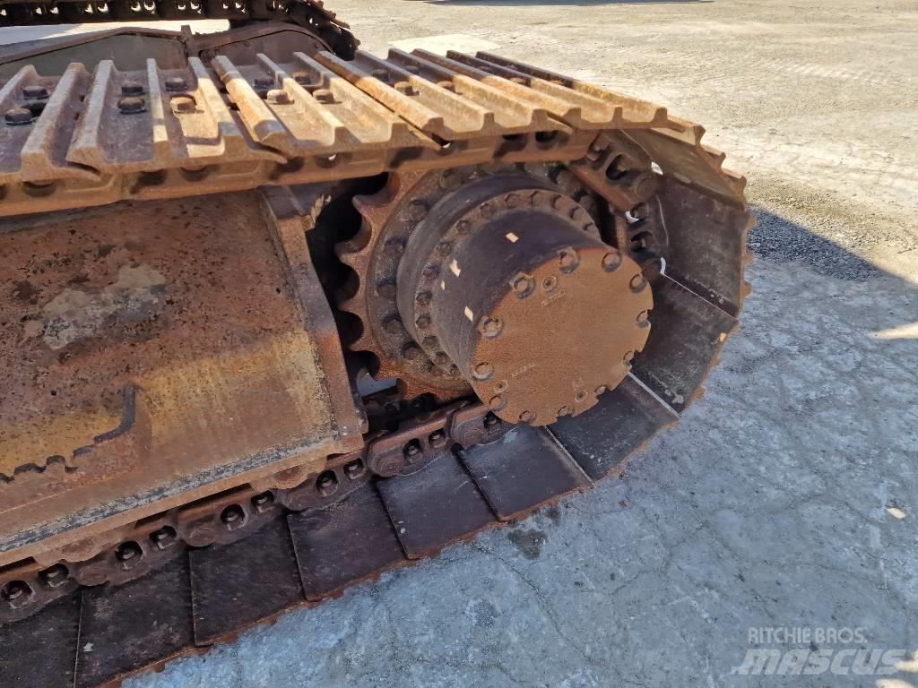 Hitachi ZX 210 LC-6 Escavadoras de rastos