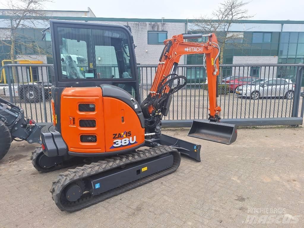 Hitachi ZX38U-6 Mini Escavadoras <7t