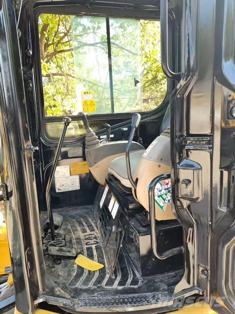 CAT 304 CR Mini Escavadoras <7t