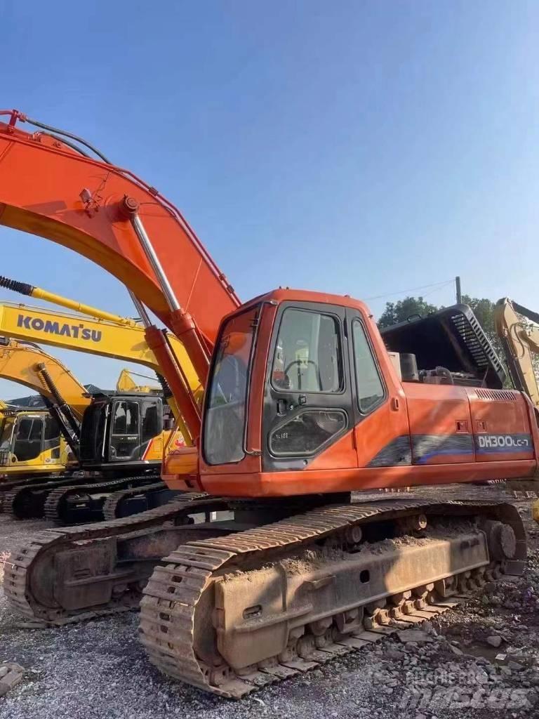 Doosan DH300 Escavadoras de rastos