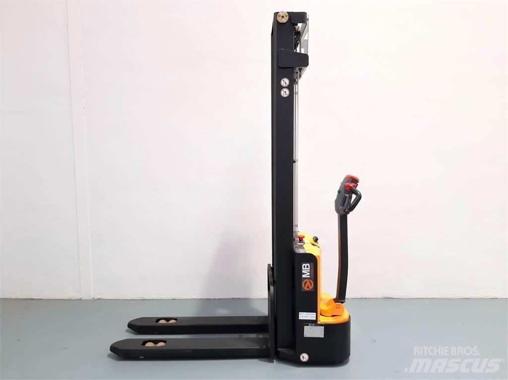  ES12 12ES 2S360 Empilhador para operador externo