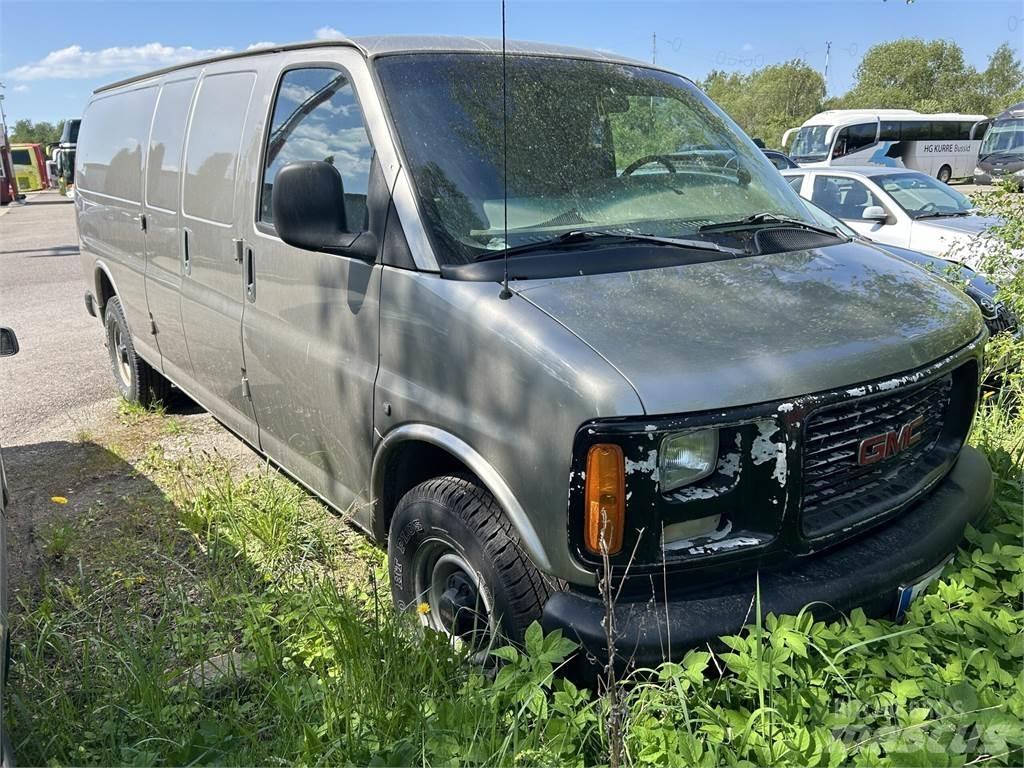 GMC SAVANA Carrinhas de caixa fechada